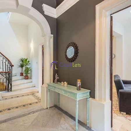 Spacious 4-Bedrooms Townhouse In Tas-スリーマ エクステリア 写真